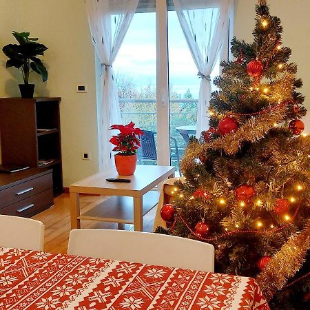 Starry Night - Smart Tv, Extra Big Bed, Big Bathtub, Private Parking, Sea View, Wifi, 2Bedrooms Volosko Eksteriør bilde